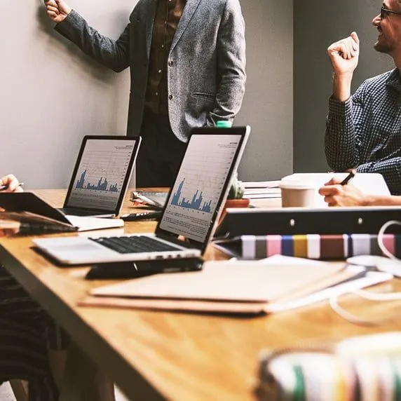 Multi-echelon inventory optimization vs inventory optimization (1)