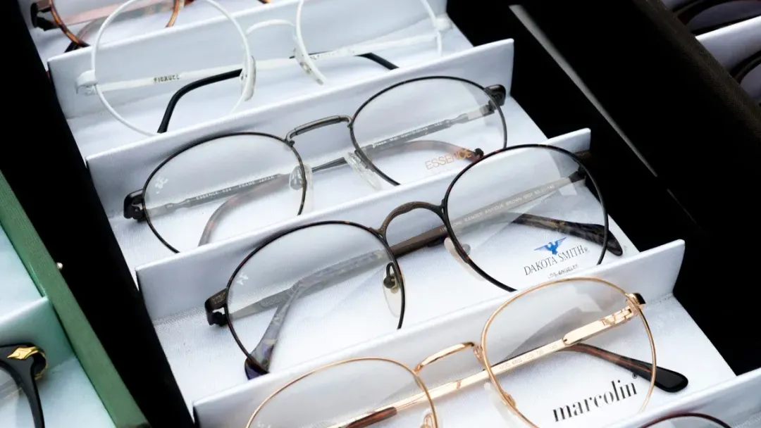 Global eyewear eyeglass frames