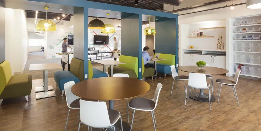 eCommerce home goods warehouse