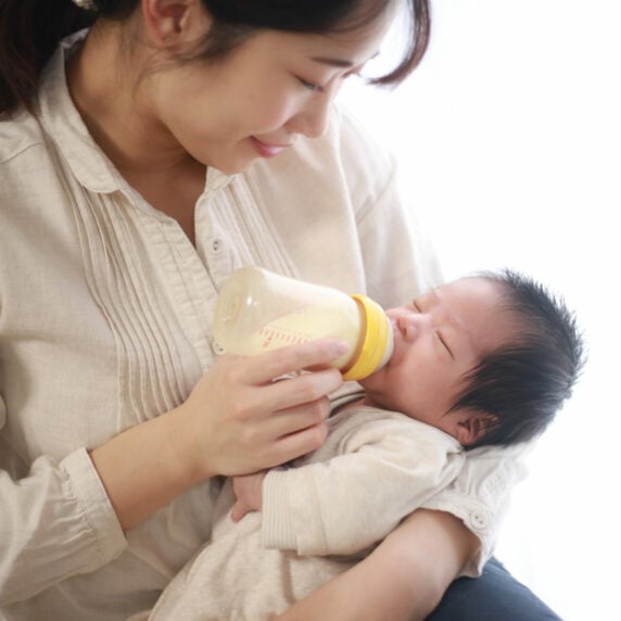 What Caused the Baby Formula Shortage + 7 Ways Consumers and Companies are Coping